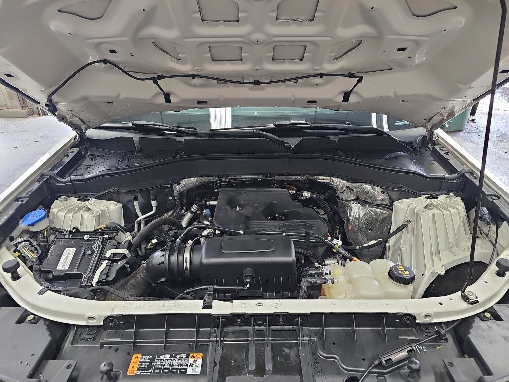 Certified 2020 Ford Explorer XLT RWD image 29