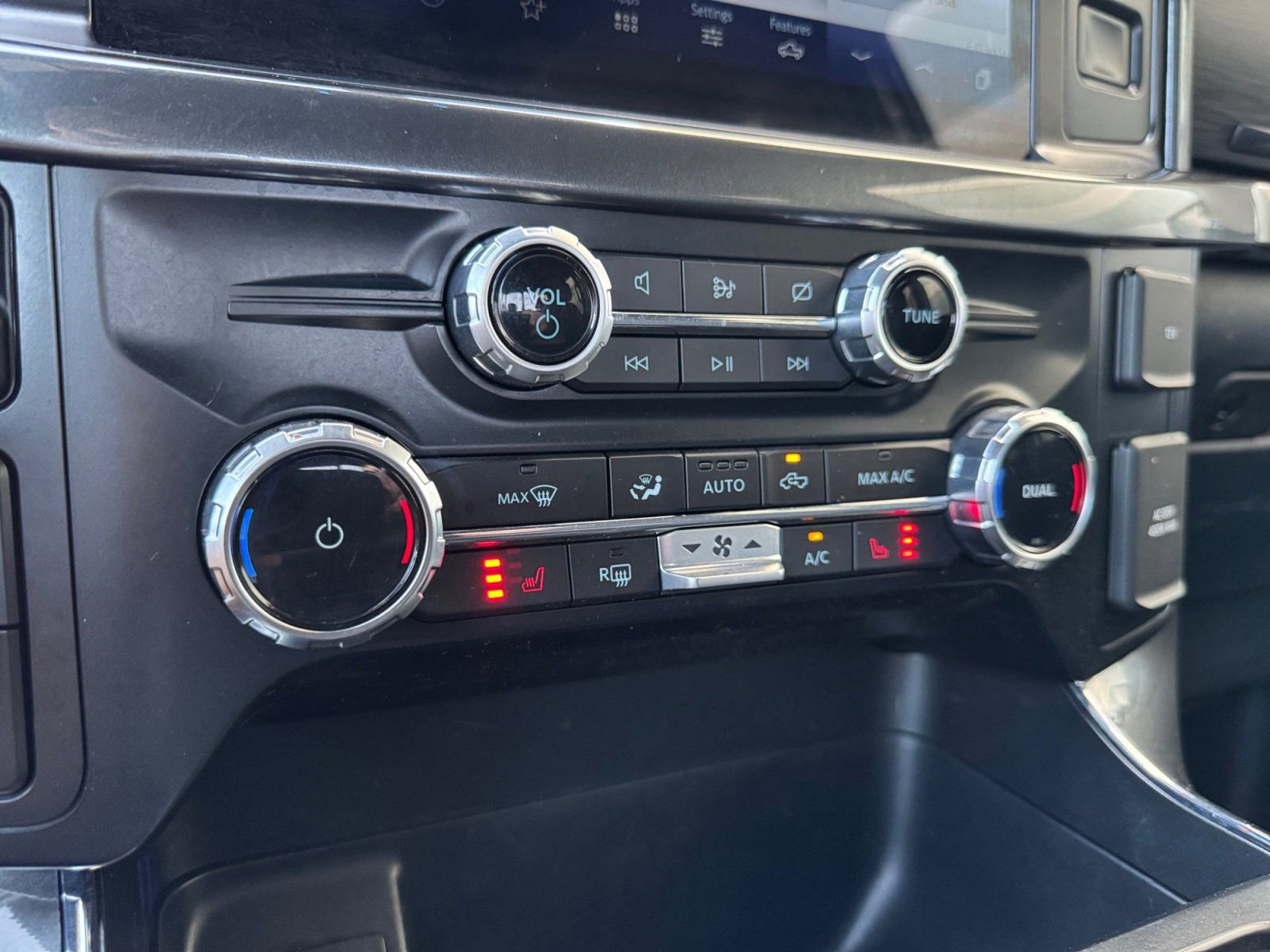 Certified 2023 Ford F150 XLT w/ Equipment Group 302A High image 25