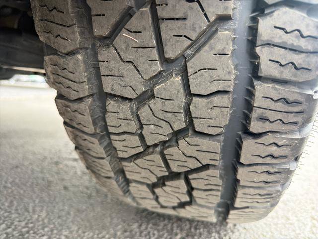 Used 2023 Toyota 4Runner TRD Off-Road Premium w/ Off Road Premium Plus Package AWD/4WD image 6