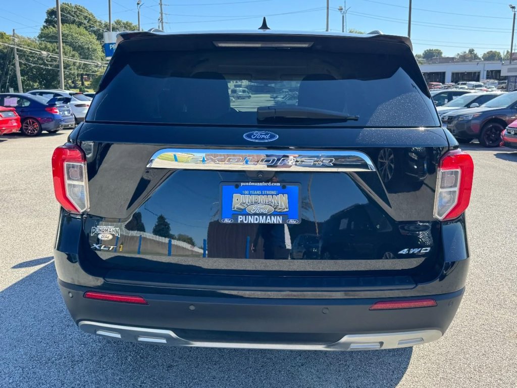 Certified 2023 Ford Explorer XLT w/ Equipment Group 202A AWD/4WD image 4