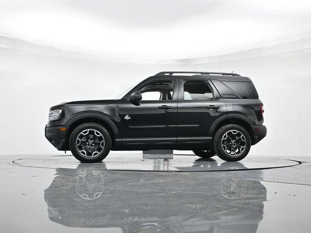 Certified 2025 Ford Bronco Sport Outer Banks w/ Outer Banks Tech Package+ AWD/4WD image 36