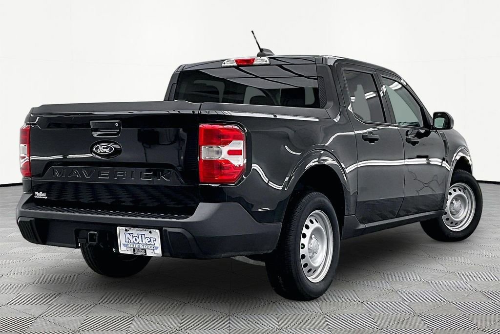 Certified 2025 Ford Maverick XL w/ Equipment Group 102A AWD/4WD image 2