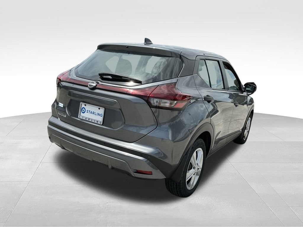 Used 2023 Nissan Kicks S FWD image 9
