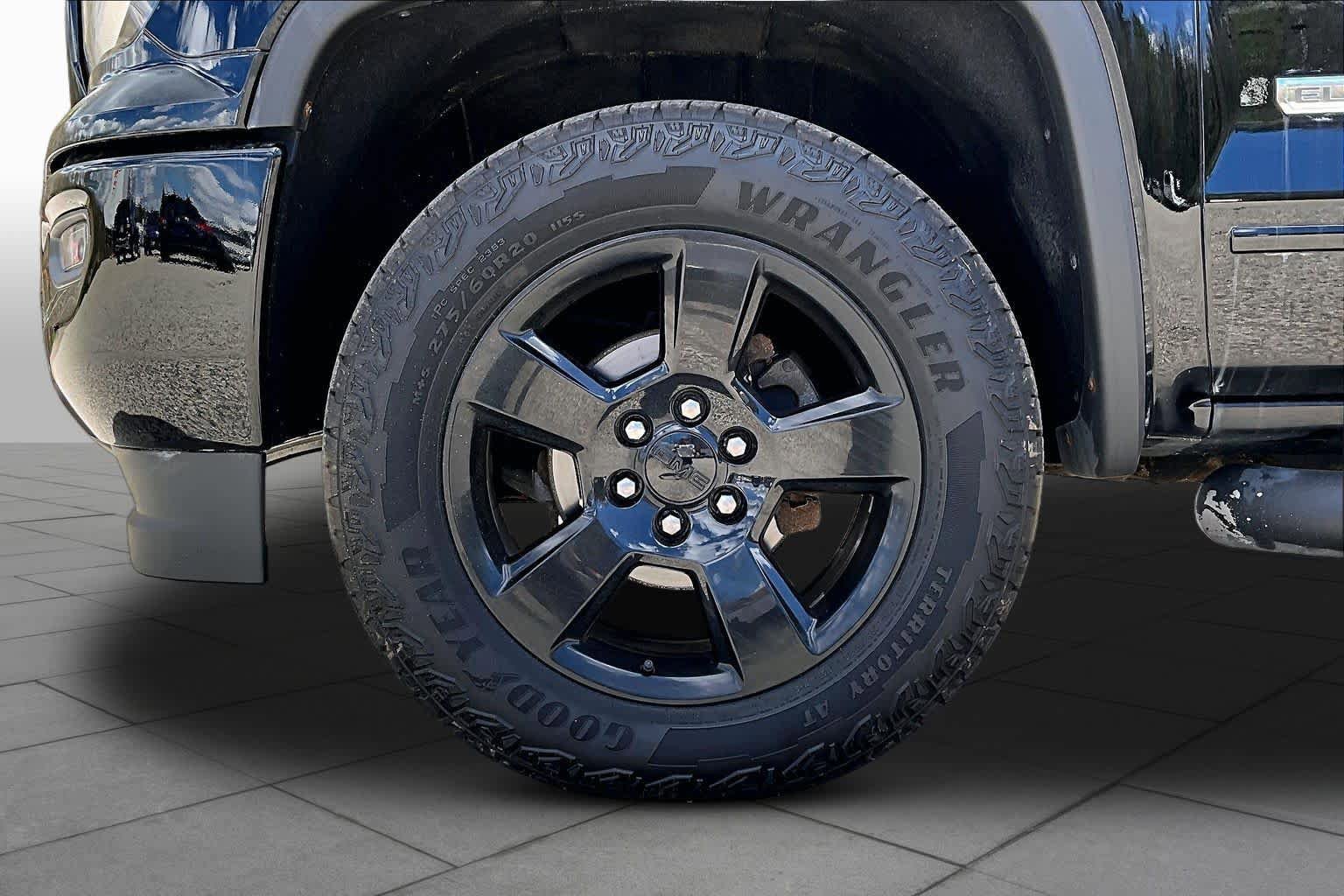 Used 2019 GMC Sierra 1500 Limited w/ Elevation Edition AWD/4WD image 11