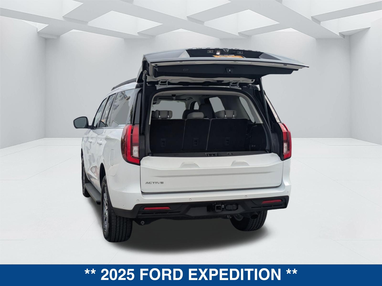 Certified 2025 Ford Expedition Active RWD image 14