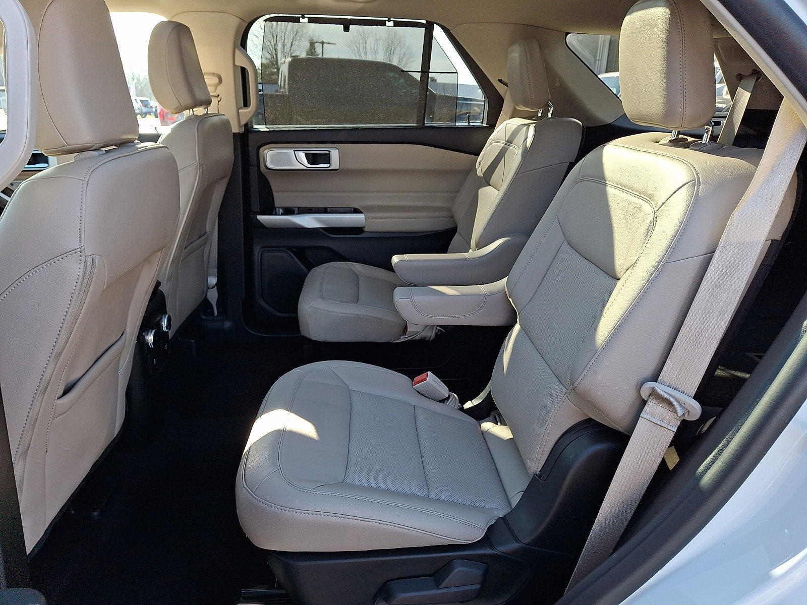 Certified 2023 Ford Explorer Limited w/ Limited Technology Package image 13