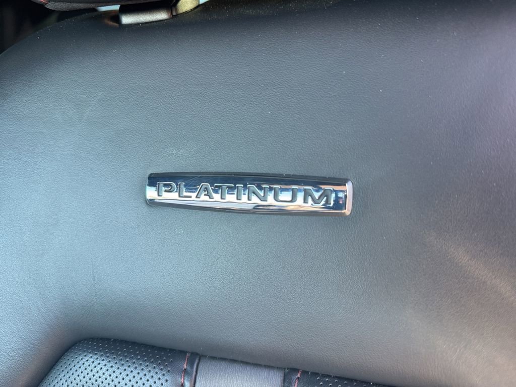 Certified 2022 Ford F450 Platinum w/ FX4 Off-Road Package image 36