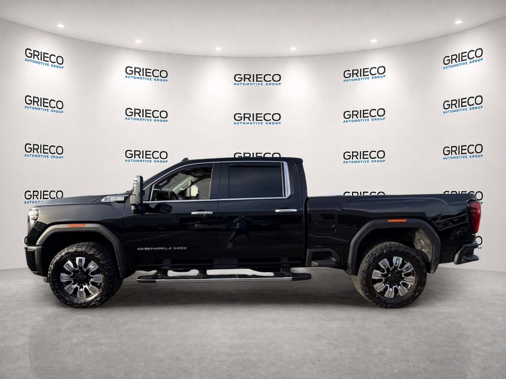 Used 2025 GMC Sierra 2500 Denali w/ Denali Reserve Package AWD/4WD image 4