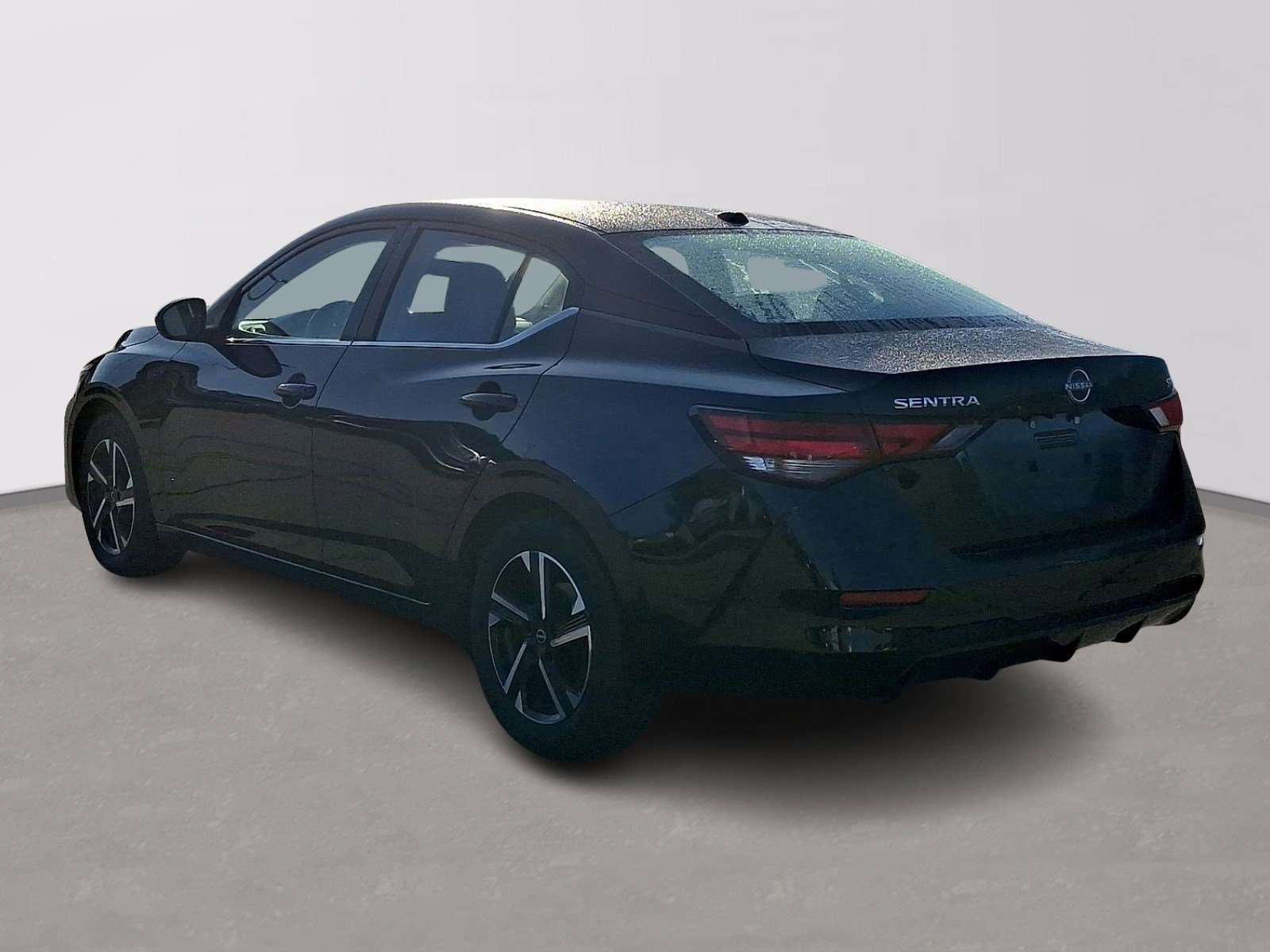 Used 2024 Nissan Sentra SV image 4