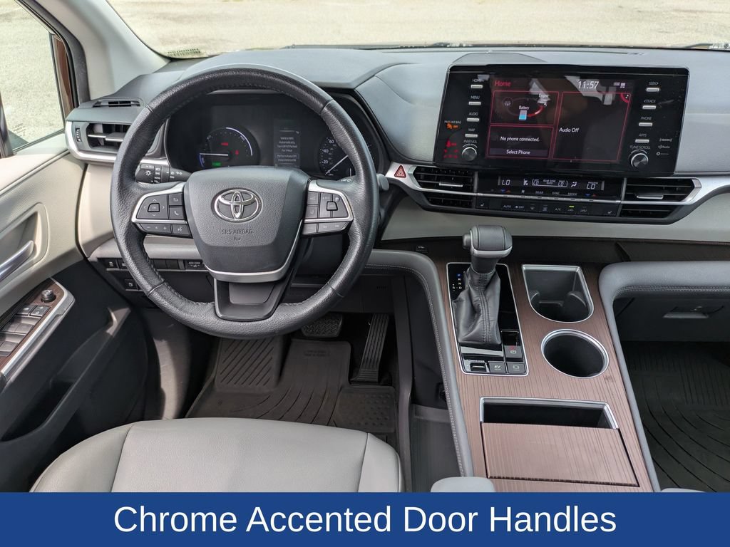 Used 2021 Toyota Sienna XLE AWD/4WD image 21