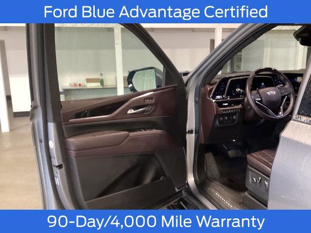 Used 2023 Cadillac Escalade Premium Luxury Platinum image 11