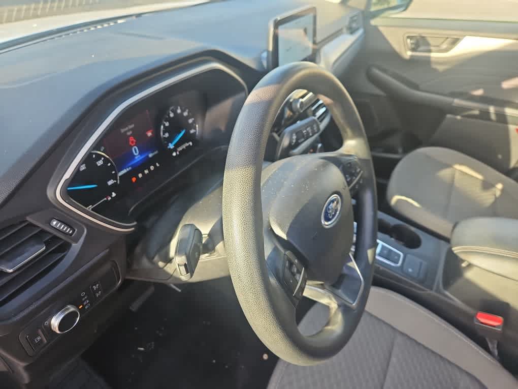 Certified 2022 Ford Escape SE AWD/4WD image 9