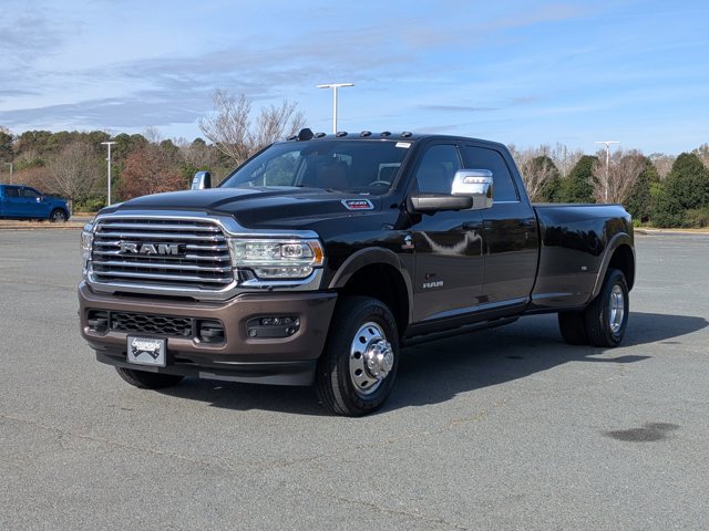 Used 2024 RAM 3500 Limited w/ Safety Group image 8