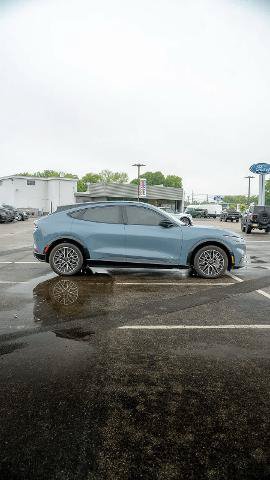 Certified 2024 Ford Mustang Mach-E Premium AWD/4WD image 32