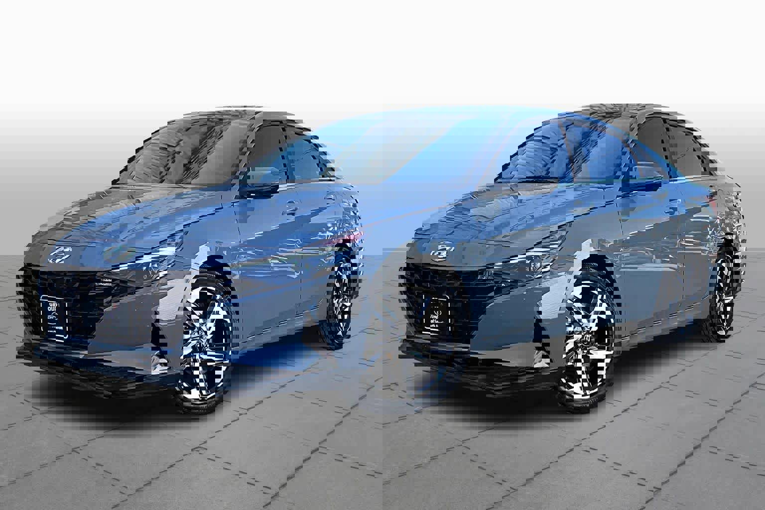 Used 2022 Hyundai Elantra SEL w/ Convenience + Premium Package image 6