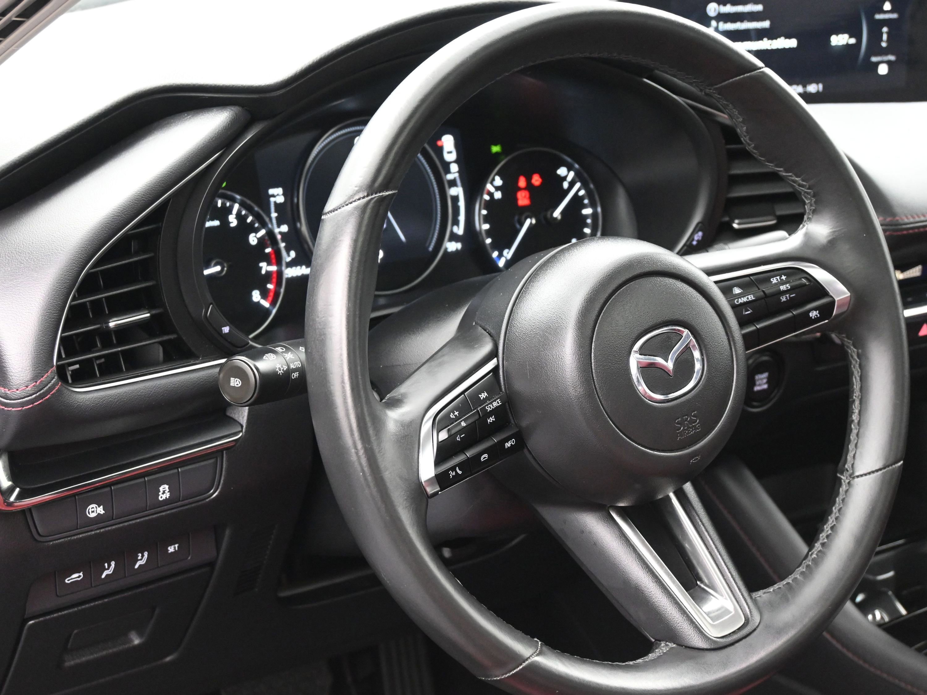 Used 2024 MAZDA MAZDA3 s image 37