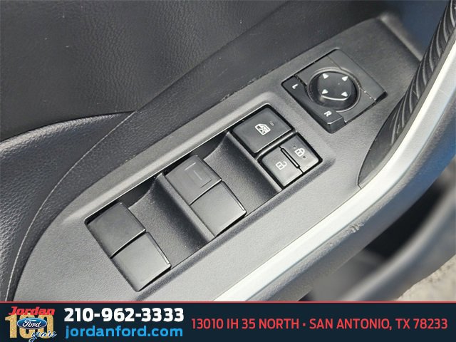 Used 2021 Toyota RAV4 XLE image 17