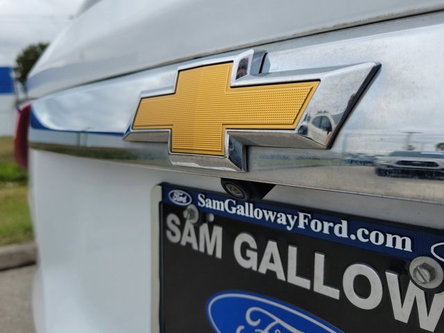 Used 2019 Chevrolet Traverse LS image 12