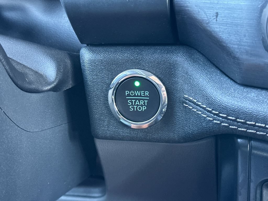 Certified 2025 Ford F150 Lightning Flash AWD/4WD image 21