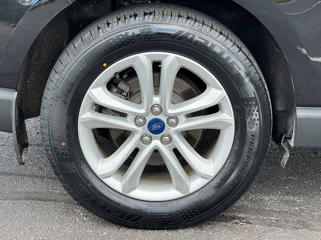 Certified 2020 Ford Edge SEL FWD image 45