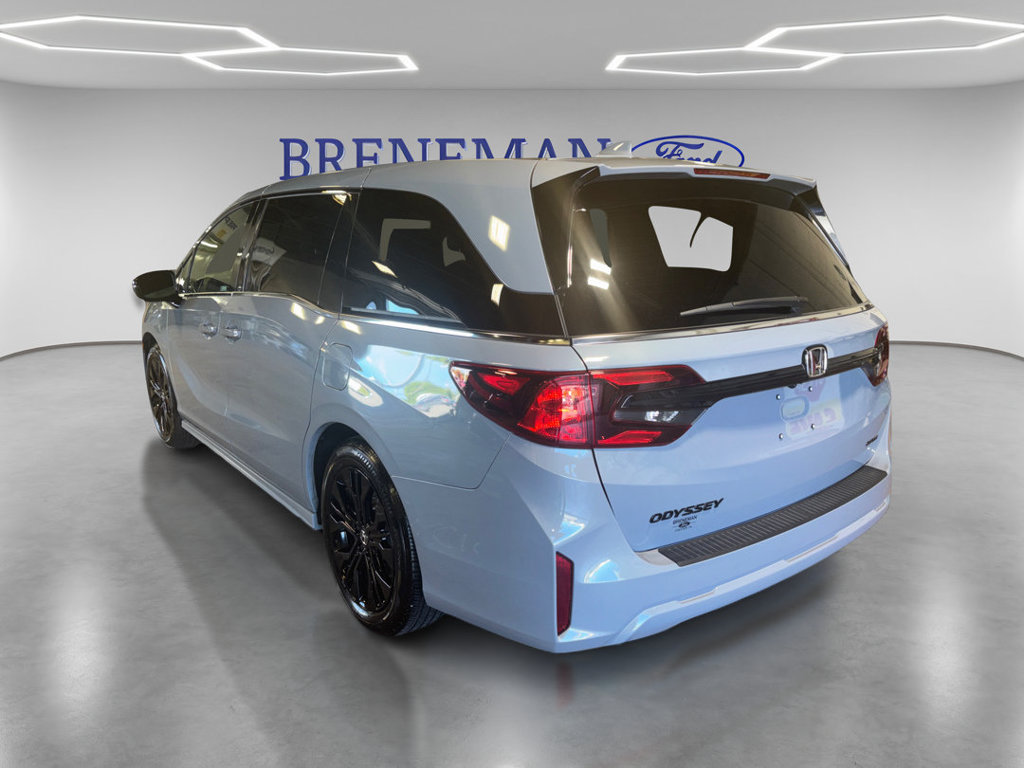 Used 2026 Honda Odyssey Sport-L image 8
