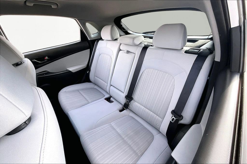 Used 2023 Hyundai Kona SEL w/ Cargo Package image 26