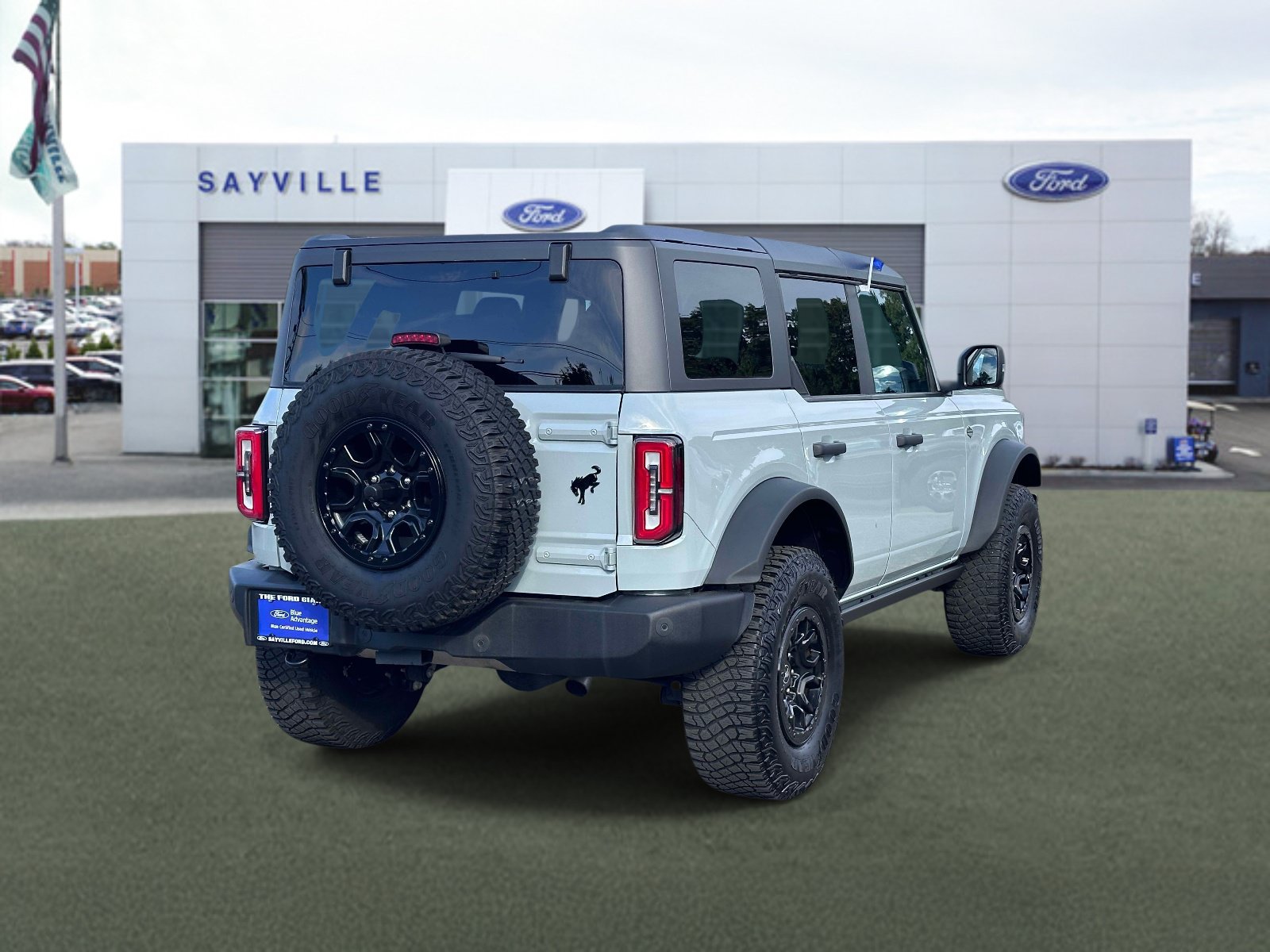 Certified 2024 Ford Bronco Wildtrak AWD/4WD image 5