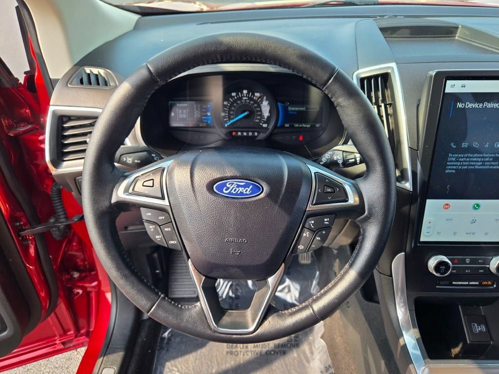 Certified 2024 Ford Edge Titanium AWD/4WD image 33