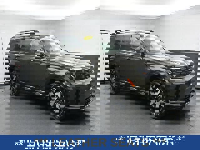 Used 2024 Hyundai Santa Fe Limited AWD/4WD image 3
