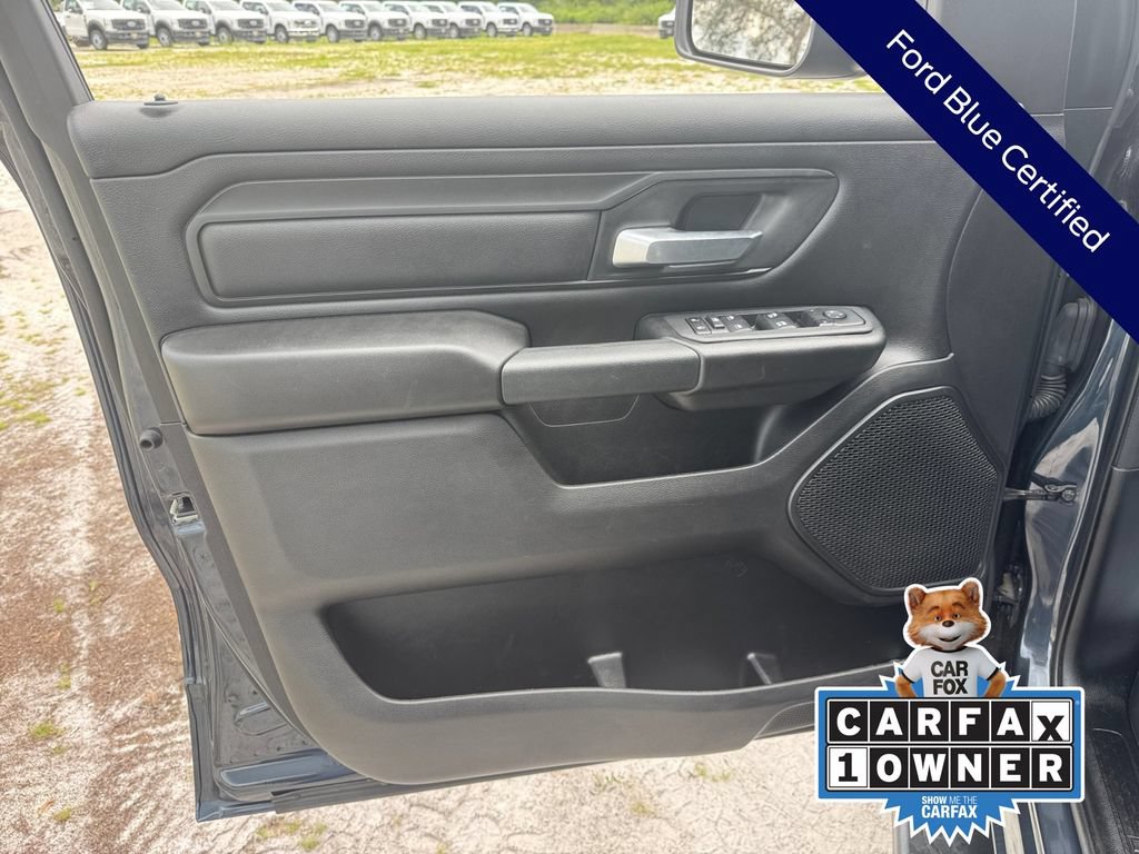Used 2025 RAM 1500 Warlock AWD/4WD image 36
