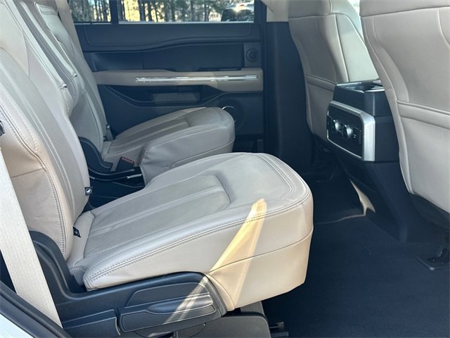Certified 2023 Ford Expedition Limited image 15