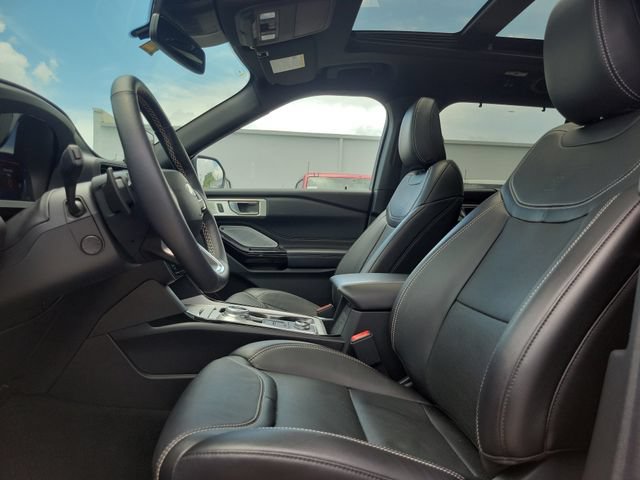 Certified 2024 Ford Explorer ST w/ Equipment Group 401A AWD/4WD image 19