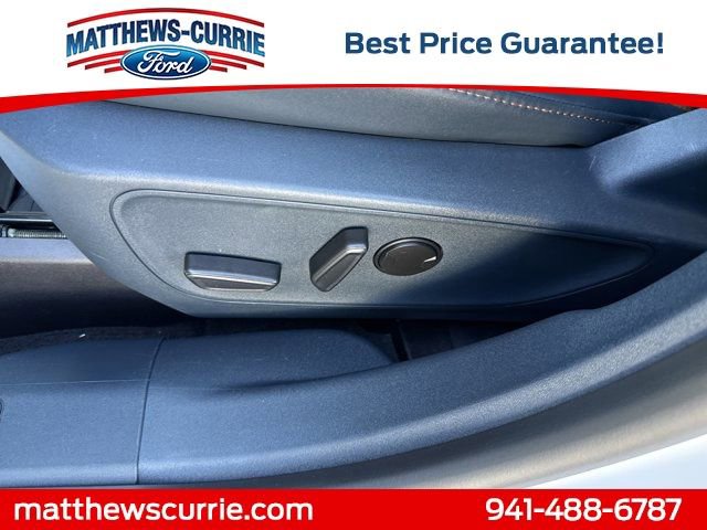 Certified 2022 Ford Maverick Lariat w/ Lariat Luxury Package image 11