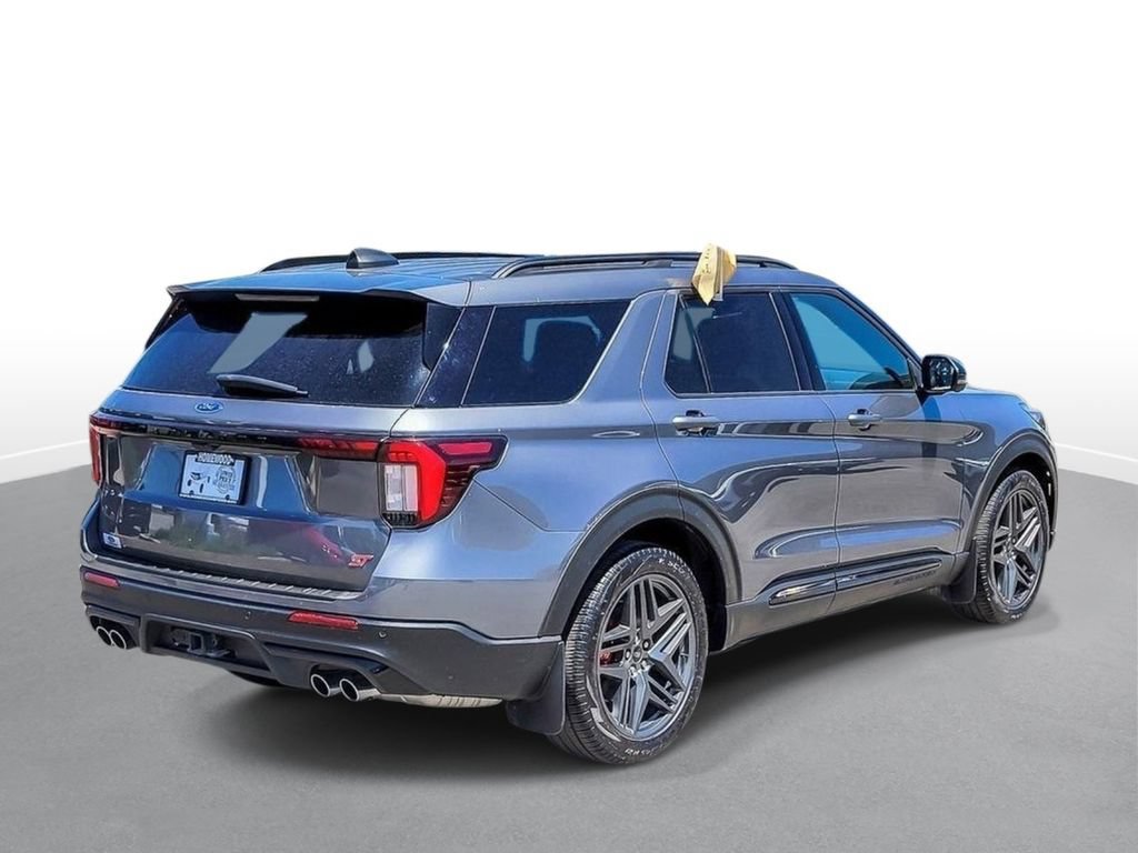Certified 2025 Ford Explorer ST AWD/4WD image 8