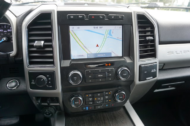 Certified 2021 Ford F250 Lariat w/ Tremor Off-Road Package AWD/4WD image 4