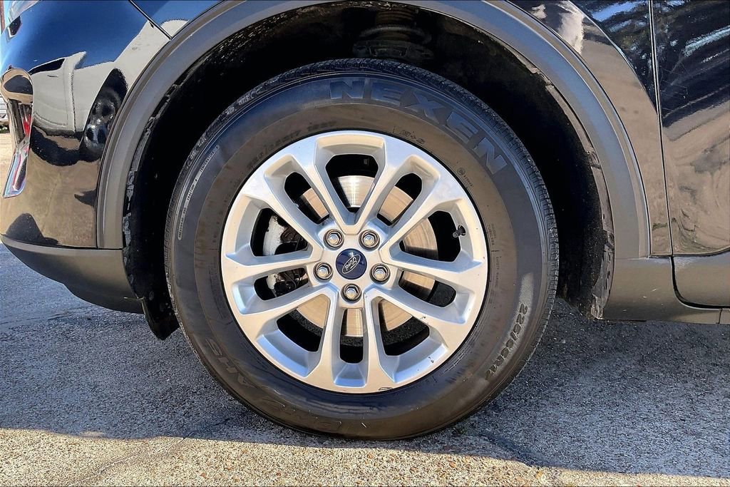 Certified 2021 Ford Escape SE w/ Cold Weather Package image 33