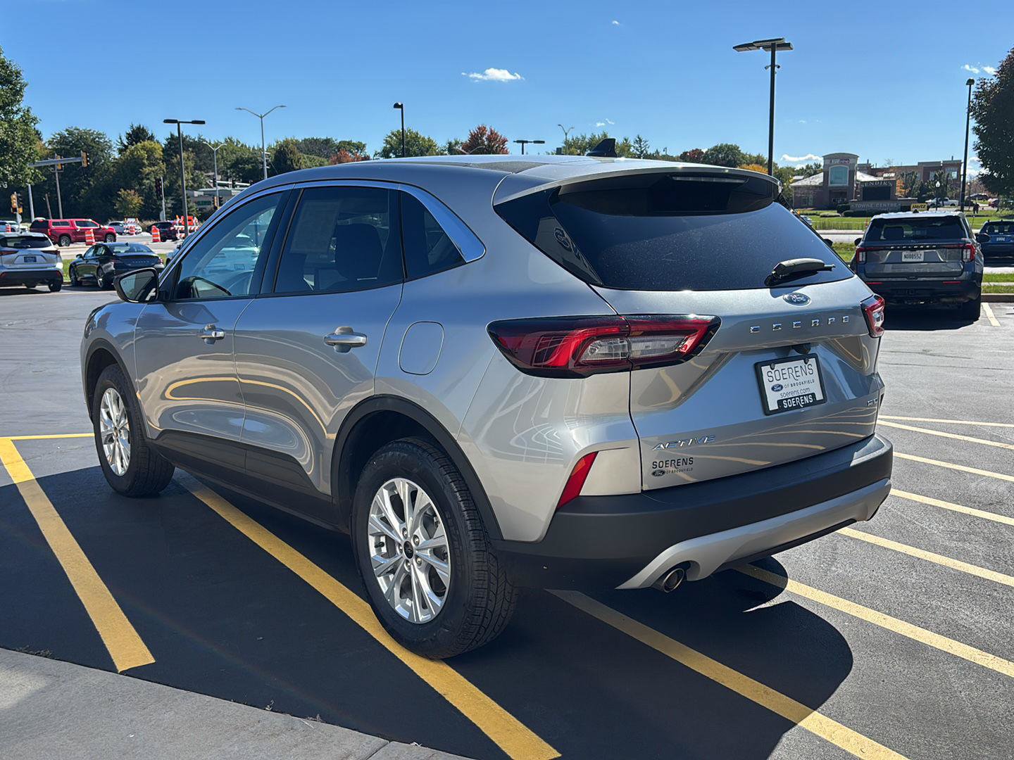 Certified 2024 Ford Escape Active AWD/4WD image 7