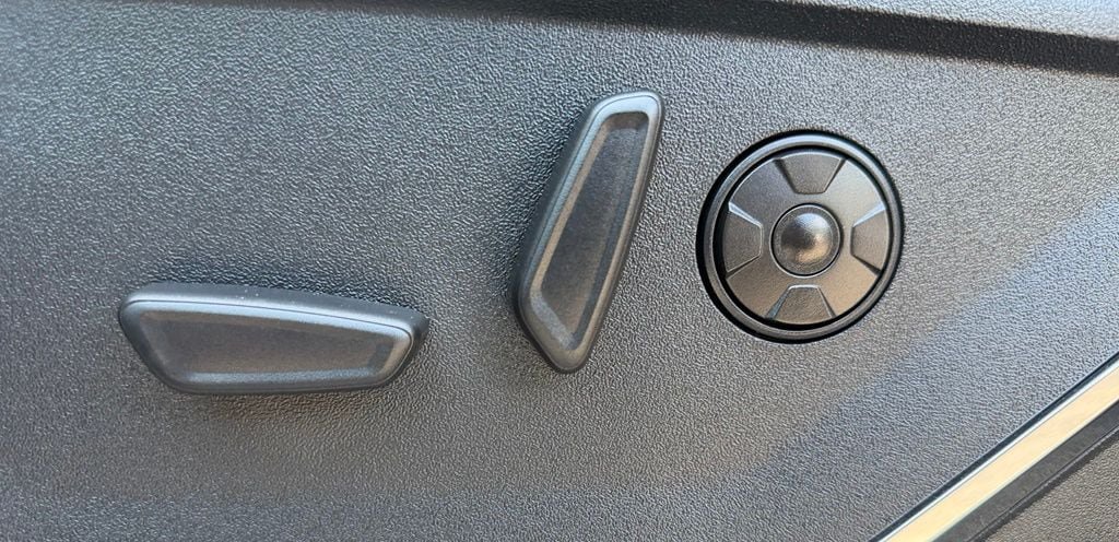 Certified 2026 Ford F250 Platinum AWD/4WD image 19
