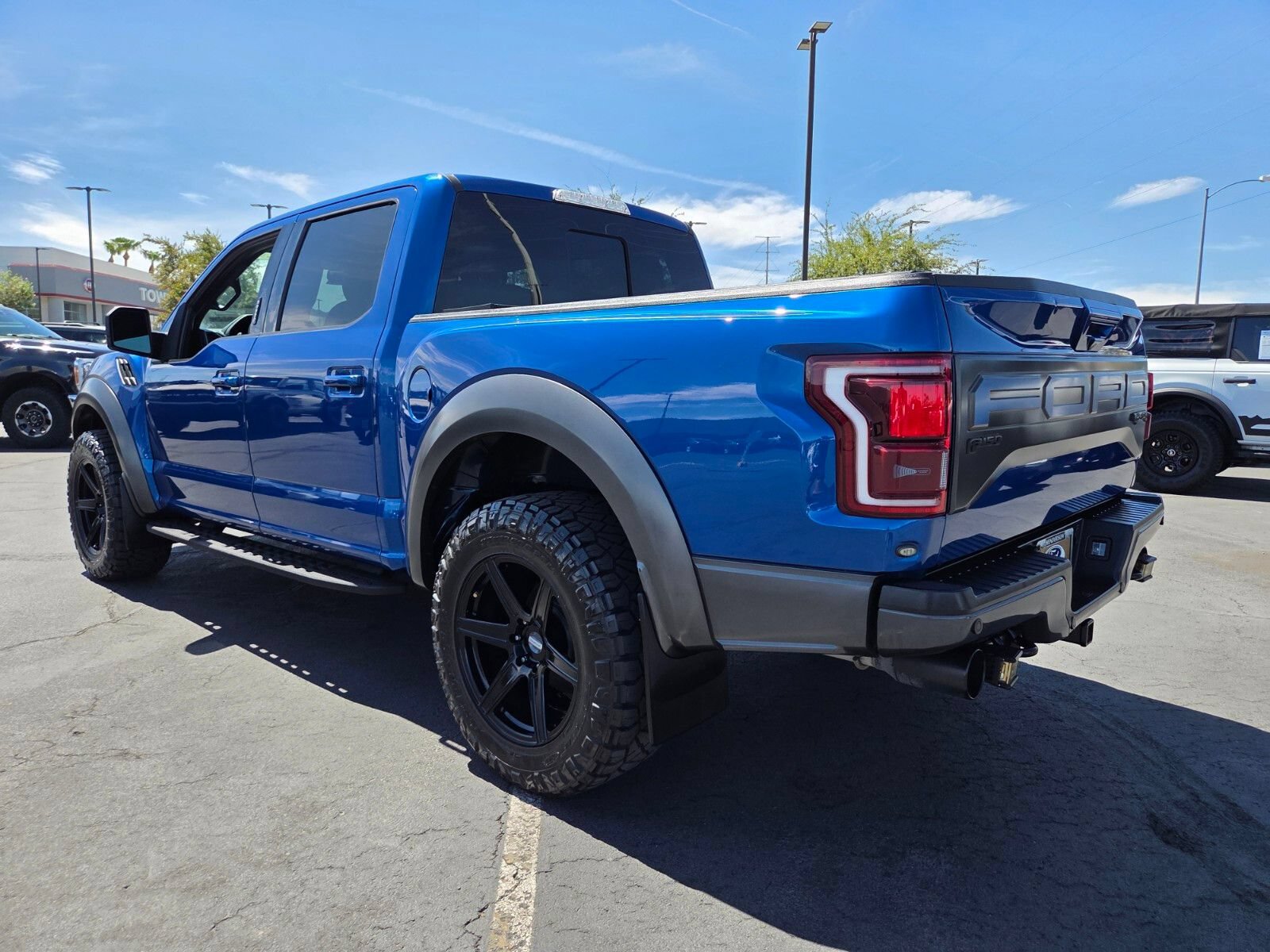 Certified 2018 Ford F150 Raptor w/ Equipment Group 802A Luxury AWD/4WD image 4