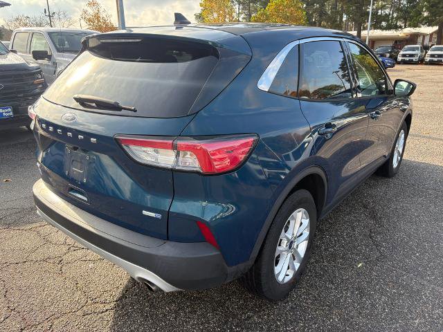Certified 2020 Ford Escape SE image 5