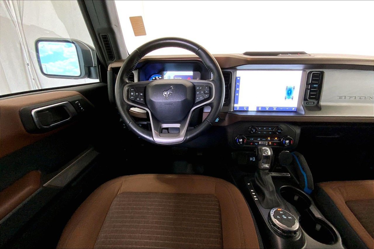 Certified 2023 Ford Bronco Outer Banks AWD/4WD image 4