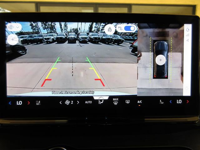 Certified 2025 Ford Expedition Max Platinum image 17