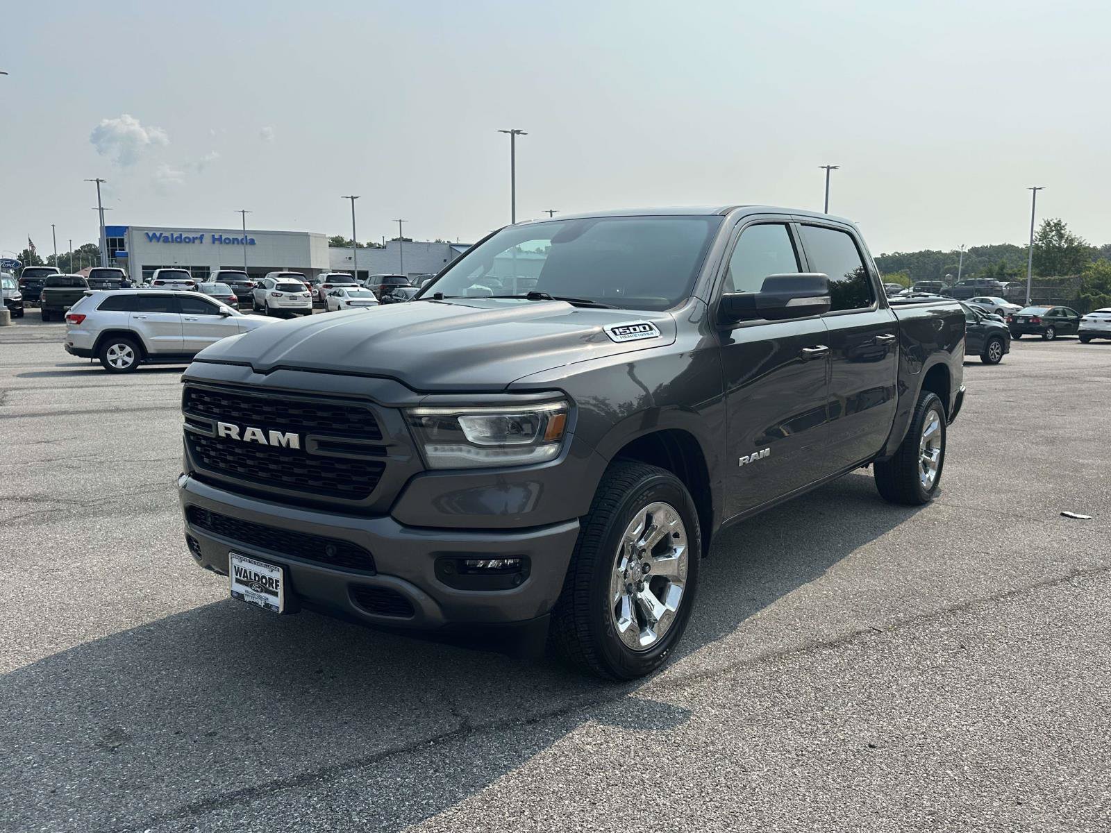 Used 2022 RAM 1500 Big Horn AWD/4WD image 3