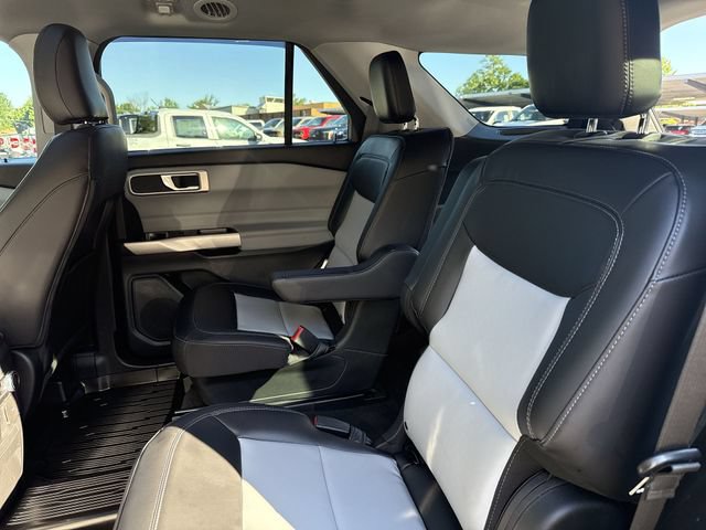 Certified 2023 Ford Explorer XLT w/ Equipment Group 202A AWD/4WD image 23