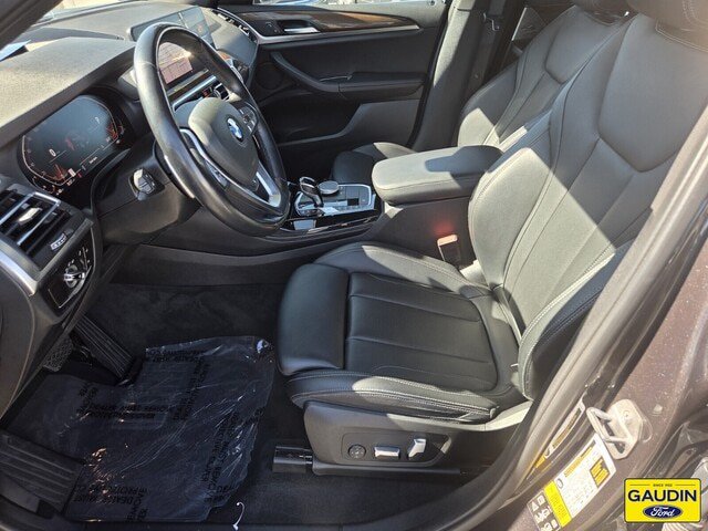 Used 2023 BMW X4 xDrive30i w/ Parking Assistance Package AWD/4WD image 11