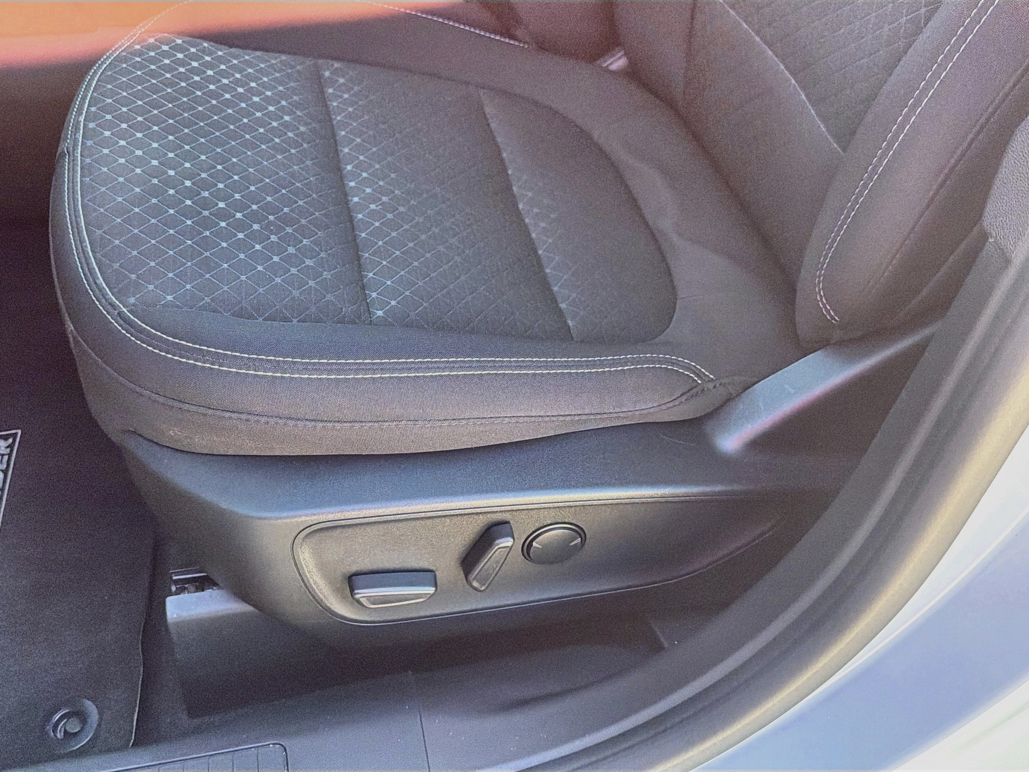 Certified 2023 Ford Escape Active FWD image 19