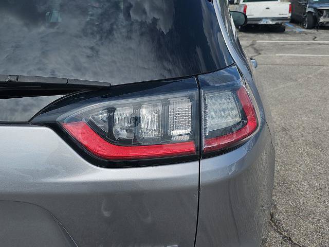 Used 2019 Jeep Cherokee Limited w/ Trailer Tow Group AWD/4WD image 32