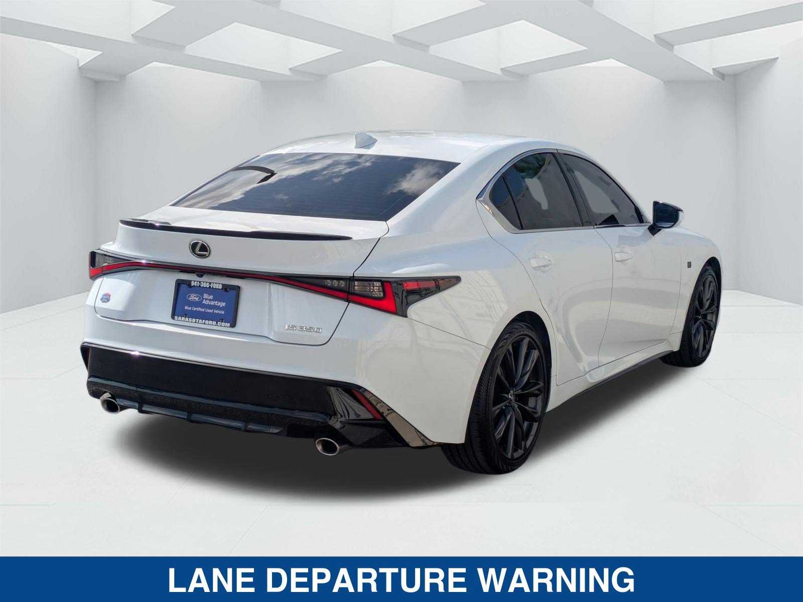 Used 2024 Lexus IS 350 F Sport RWD image 5