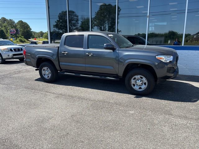 Used 2022 Toyota Tacoma SR AWD/4WD image 12