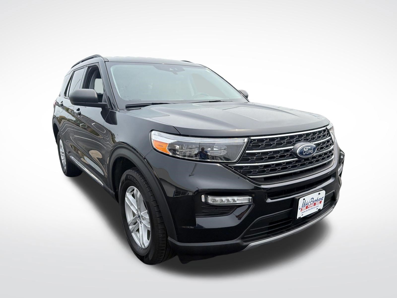 Certified 2024 Ford Explorer XLT w/ Equipment Group 202A AWD/4WD image 4